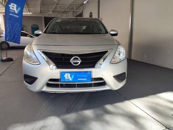 NISSAN VERSA 1.6 16V FLEXSTART SV 4P MANUAL NISSAN VERSA 1.6 16V FLEXSTART SV 4P MANUAL